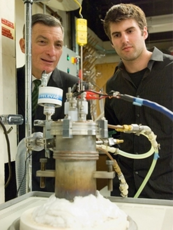 Liquid Battery Developed to Store Renewable Energy