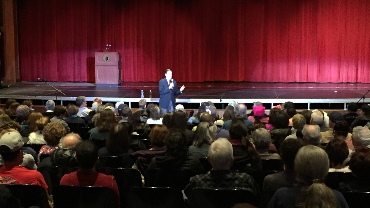 Residents Voice Concerns About Trump at Blumenthal Town Hall