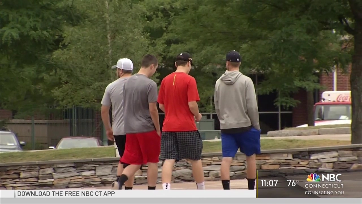 President of Connecticut State Colleges and Universities Encourages Students to Debate Hop Topics