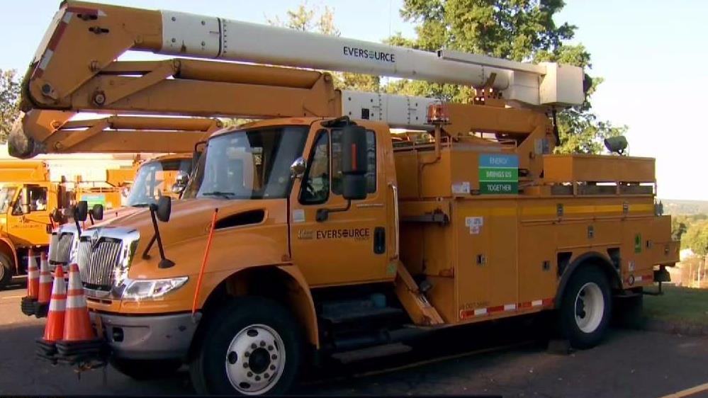 Local Eversource Crews Head to Florida Ahead of Irma