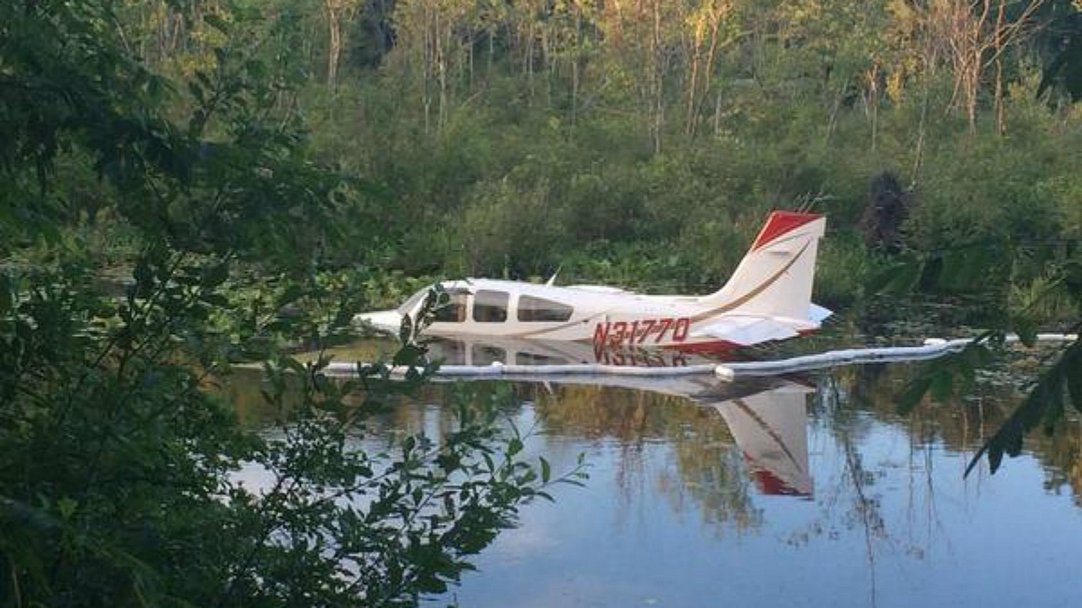 3 Hurt in Plane Crash at Danbury Municipal Airport