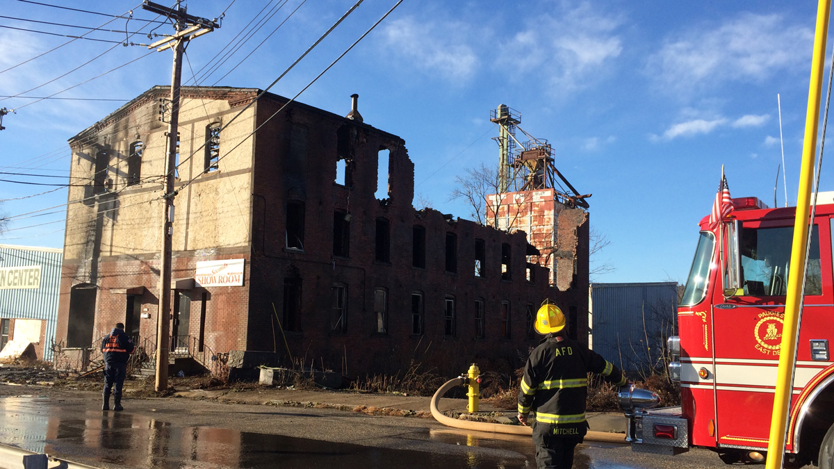 Derby Factory Damaged by Fire to be Torn Down