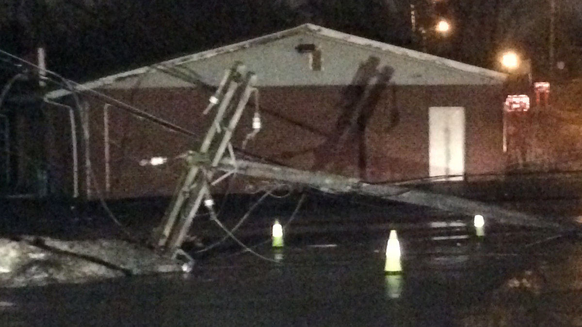 Hartford Burglary Suspects Crash Car in East Hartford