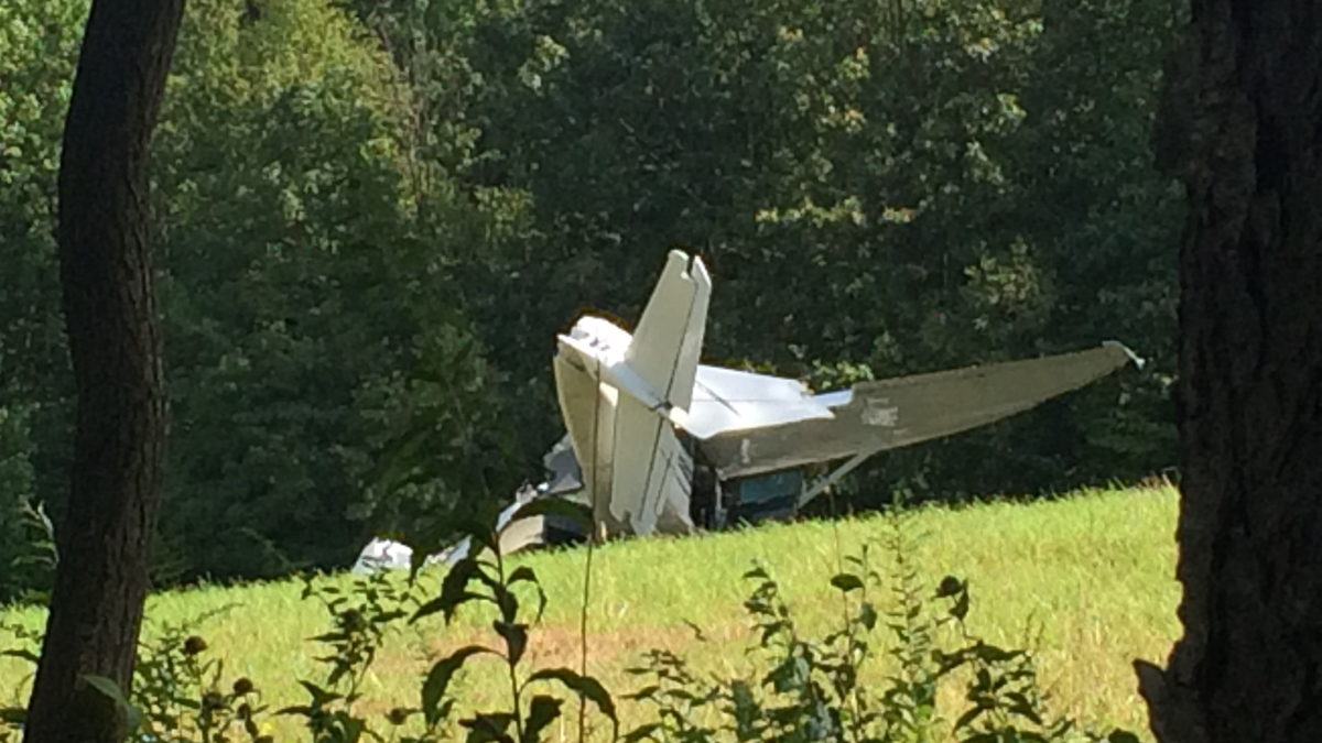Federal Investigators on Scene at New Milford Plane Crash