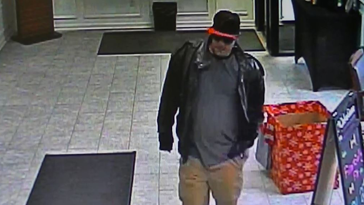 Massachusetts Man Charged in Groton Bank Robbery