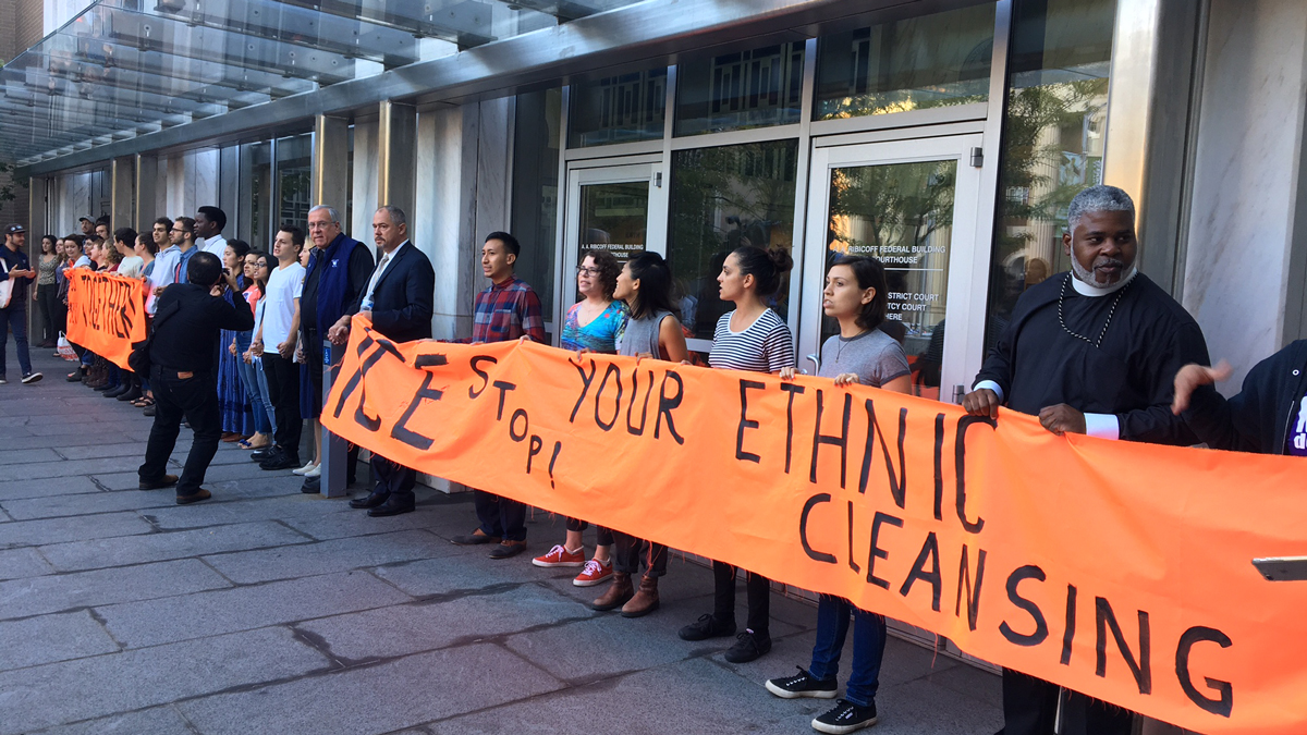 At Least 30 Arrested at Deportation Protest in Hartford: PD