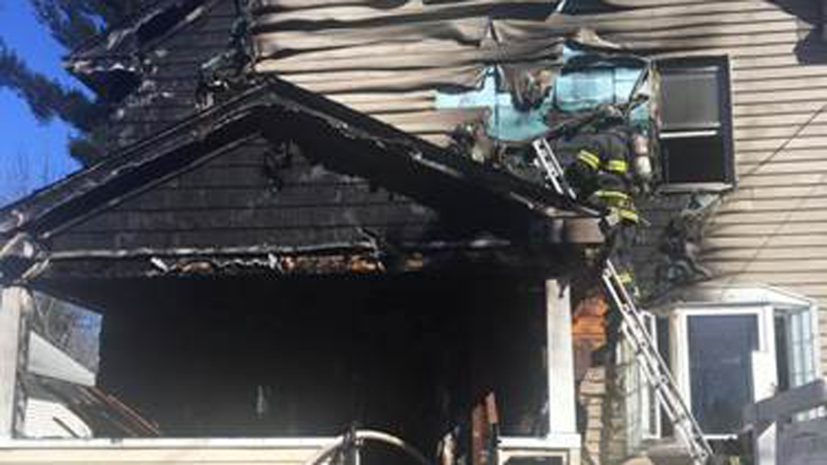 4 Displaced After Fire at Hartford Home