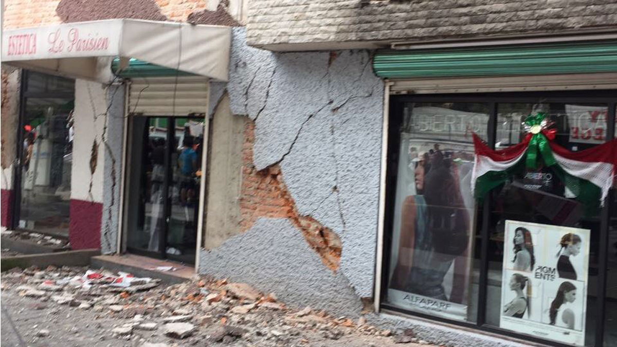 'We Had to Just Run': Berlin Man Describes Mexico Earthquake