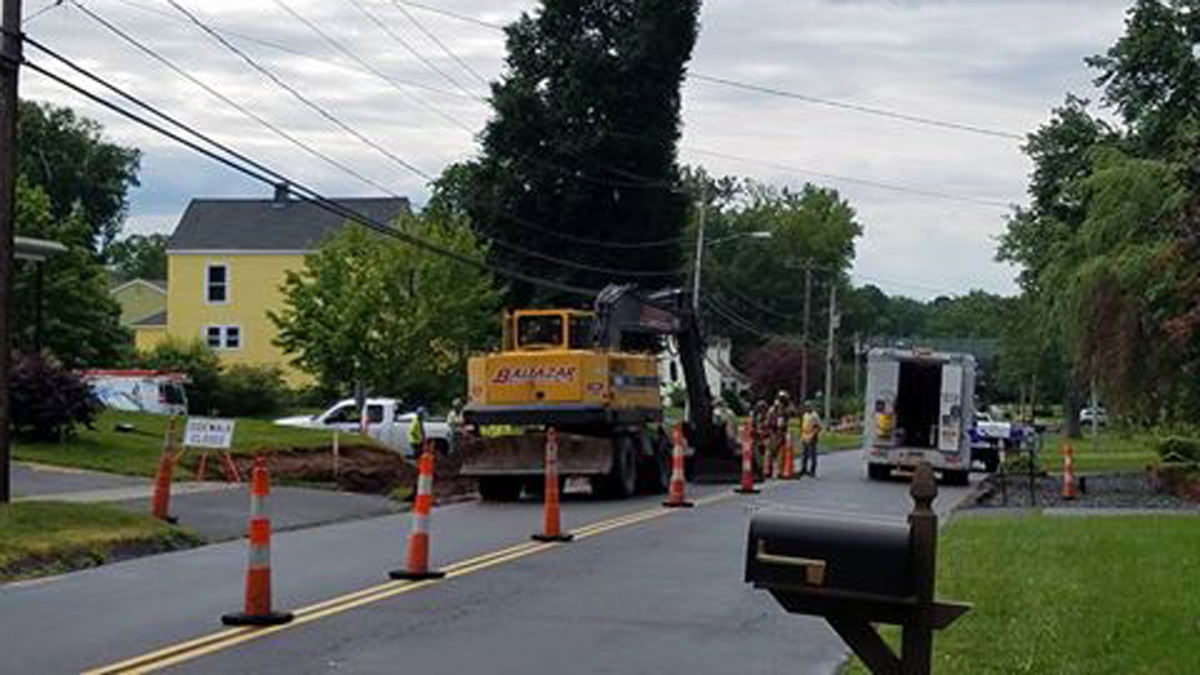 Gas Leak Closed Middletown Avenue in Wethersfield