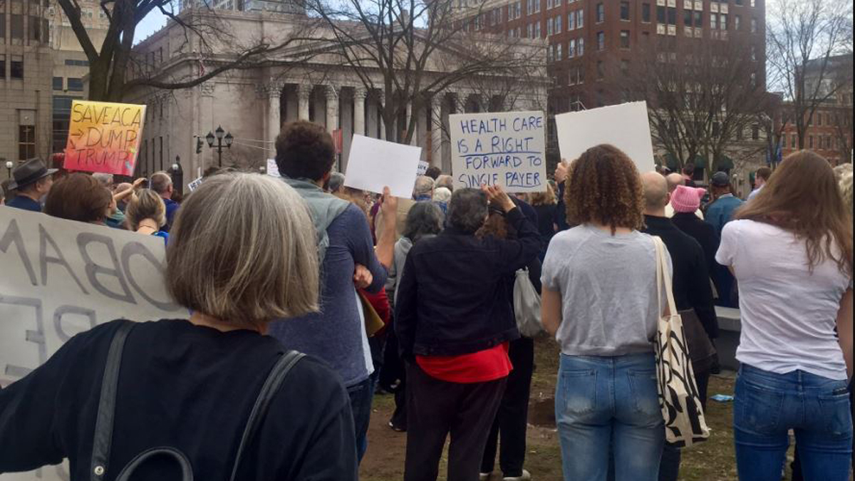 Hundreds Rally in Support of Affordable Care Act in New Haven