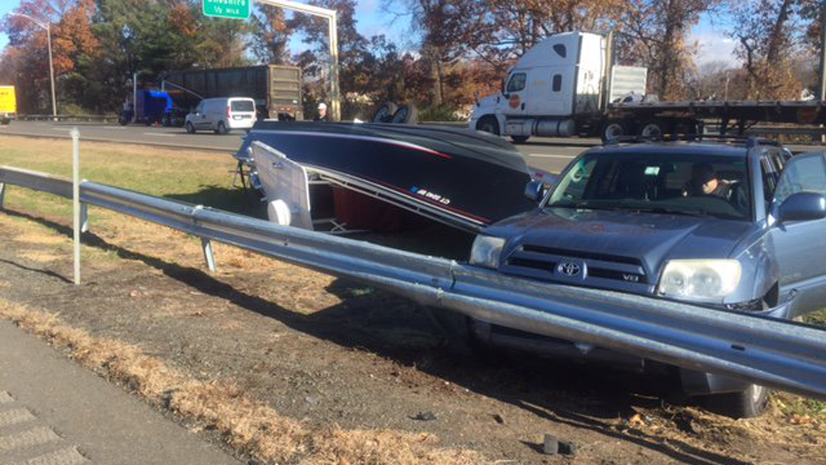 Lanes Closed on I-91 in North Haven After Trailer Rollover