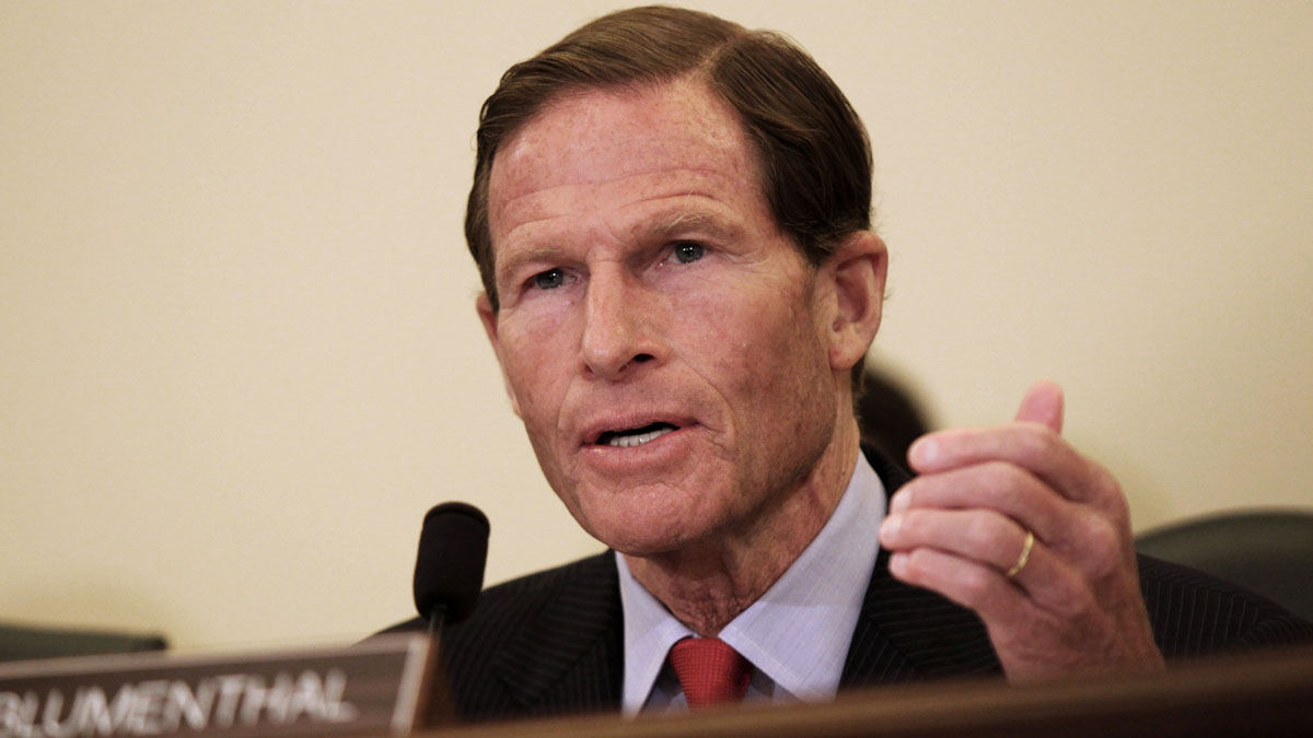 Blumenthal Prepared to Block Supreme Court Nominee