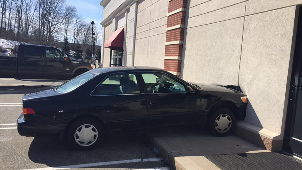 Car Crashes into Connecticut Mattress Store in South Windsor