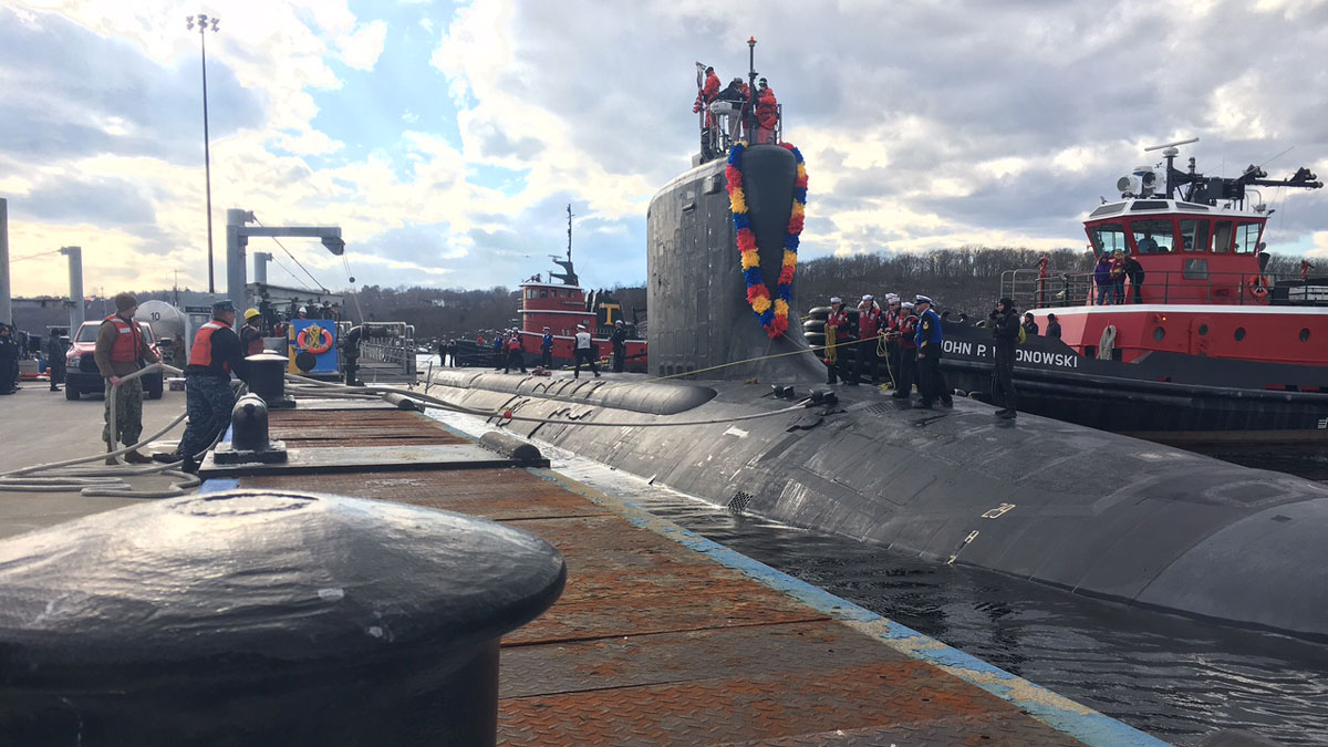 Hugs, Tears at Sub Base as USS California Returns From Overseas
