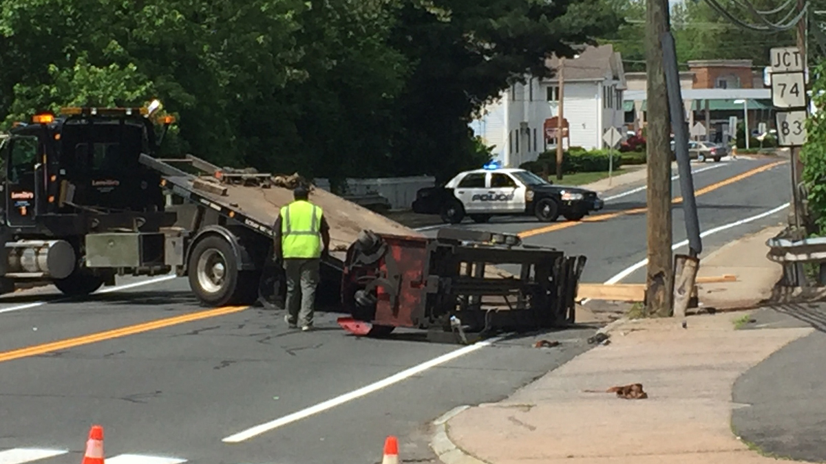 West Street in Vernon Closed After Car Hits Pole