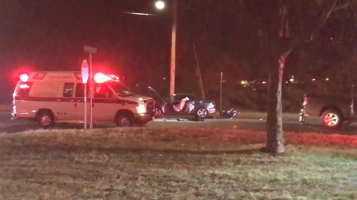90-Year-Old Man Dead After Wallingford Crash