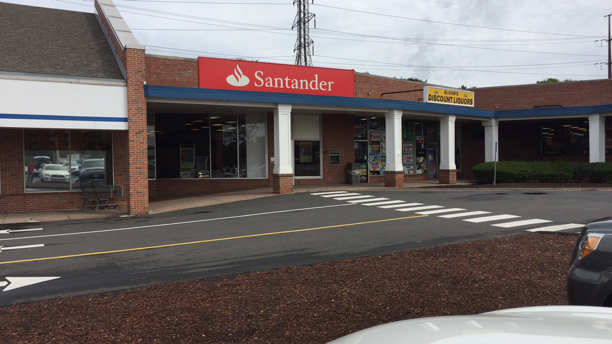 Man Robbed Bank With Fake Explosive Device: Police