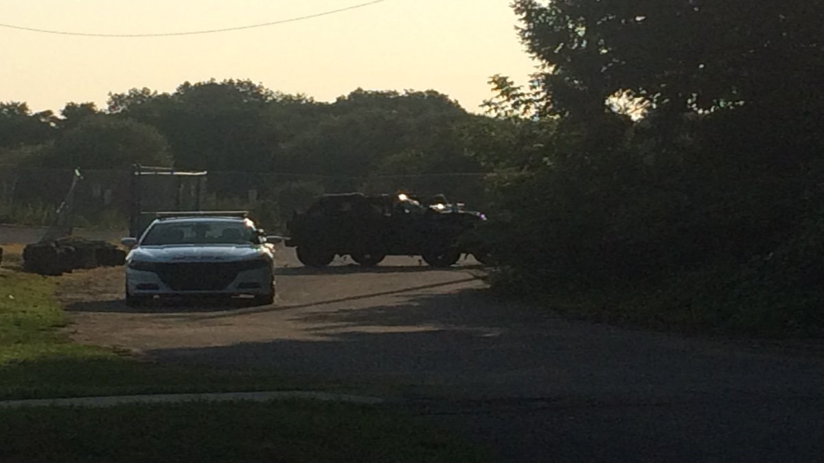 2 Rescued After SUV Plunges Into Ravine in New Haven