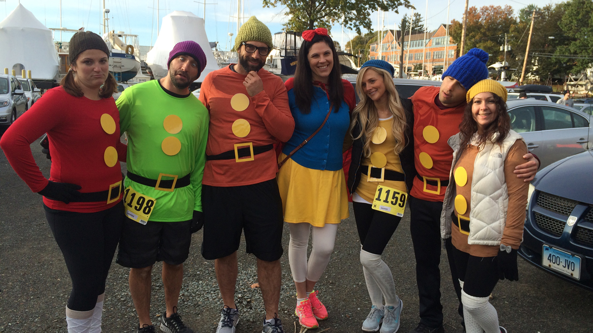 Runners Lace Up for Milford Trick or Trot Fundraiser