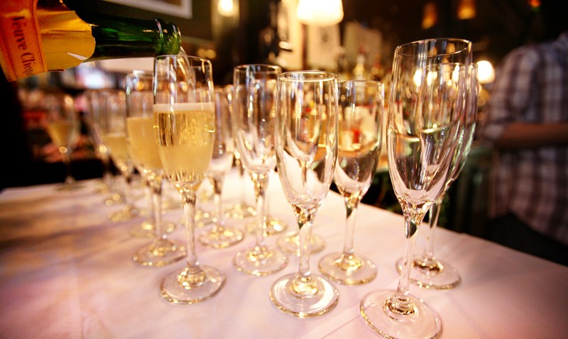 042209 Golden Local Old Town champagne