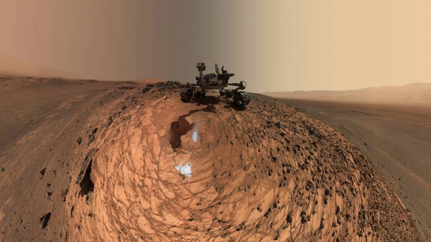 08-20-2015-mars-curiosity-selfie-marias-pass