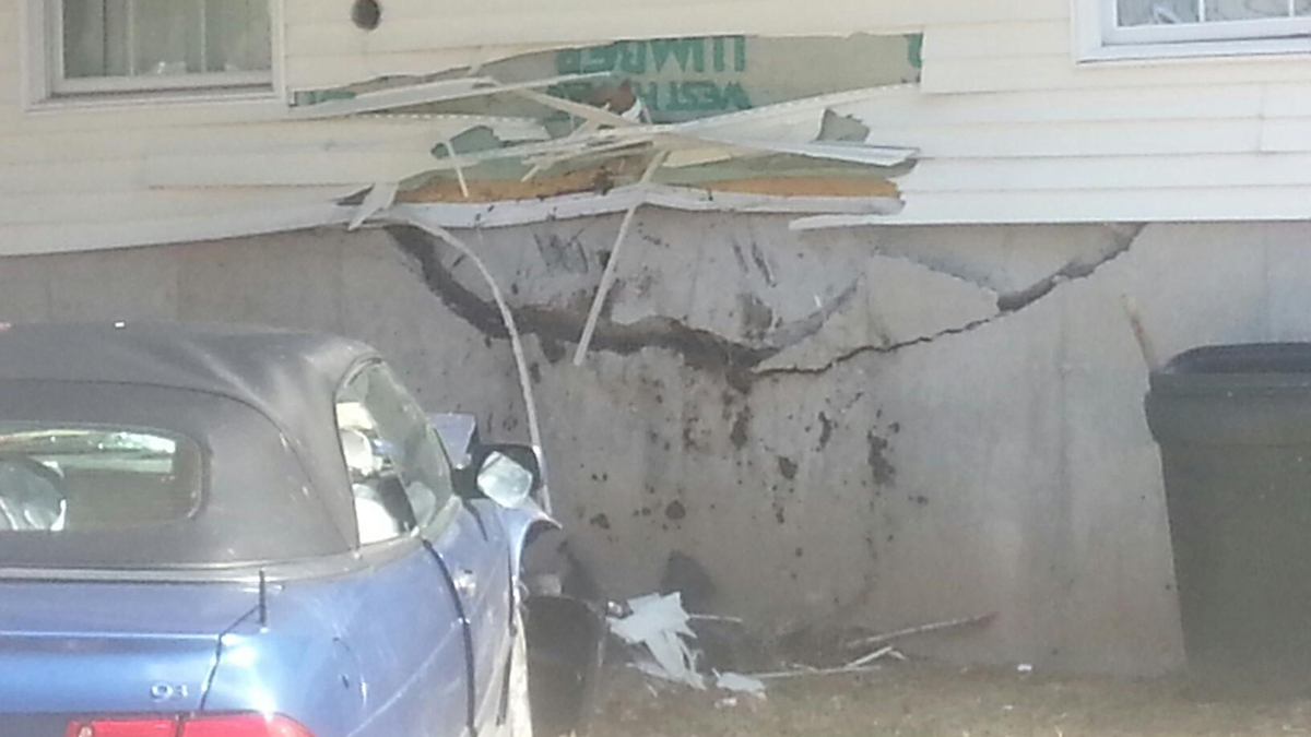Car Hits House in Milford NBC Connecticut