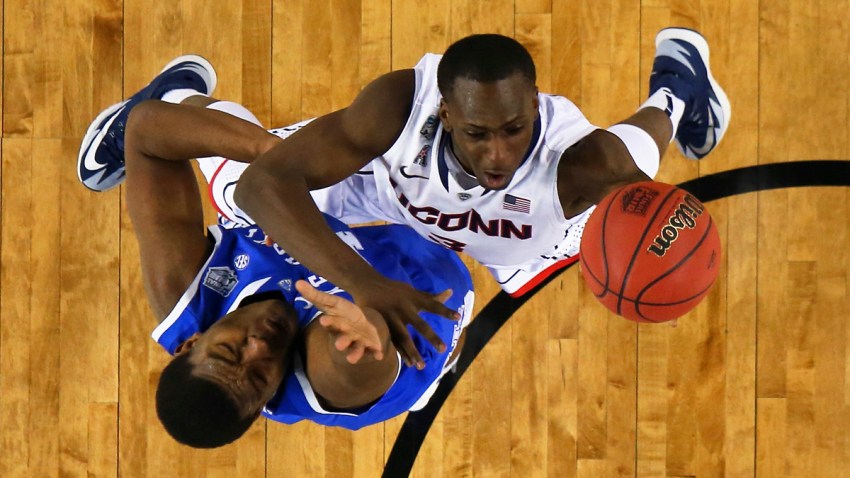 477050379AT00144_NCAA_Men_s