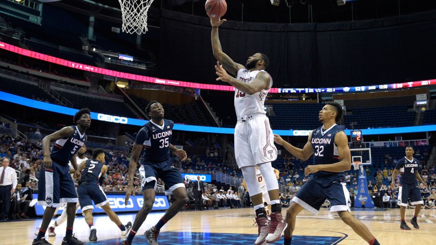AAC UConn Temple Basketball