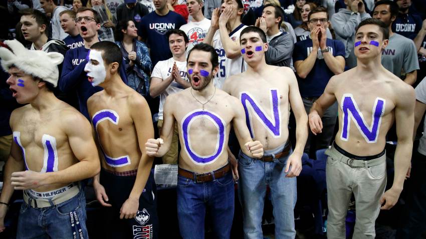 Cincinnati UConn Basketball