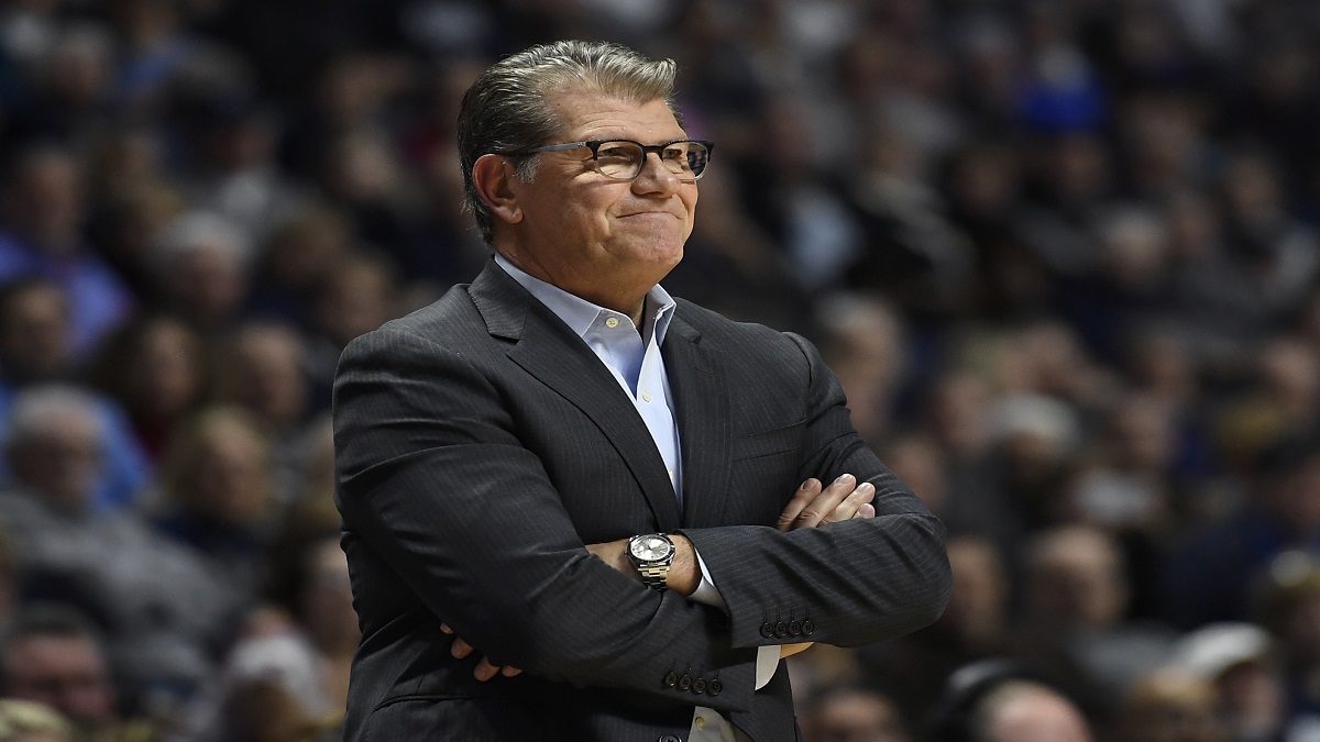 Geno Auriemma Gives Back, Donates Meals to Hospital Workers – NBC ...