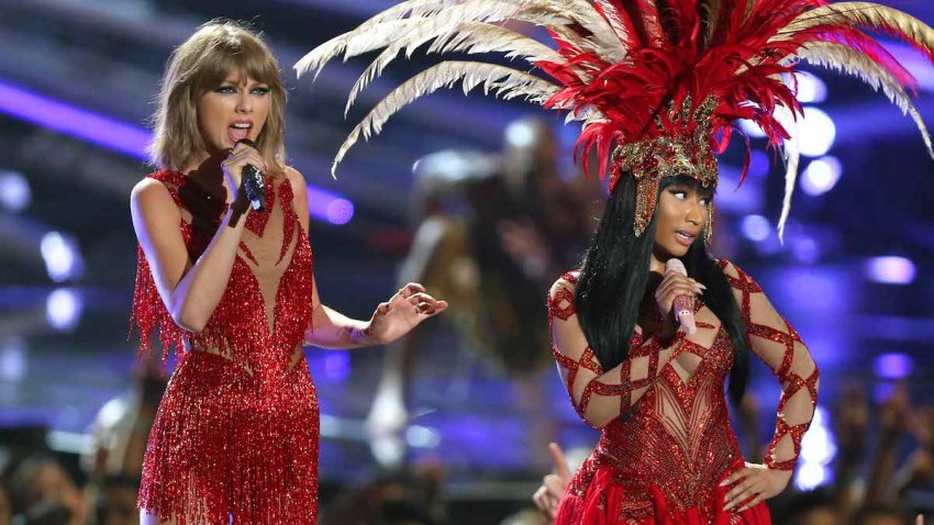 2015 MTV Video Music Awards - Show