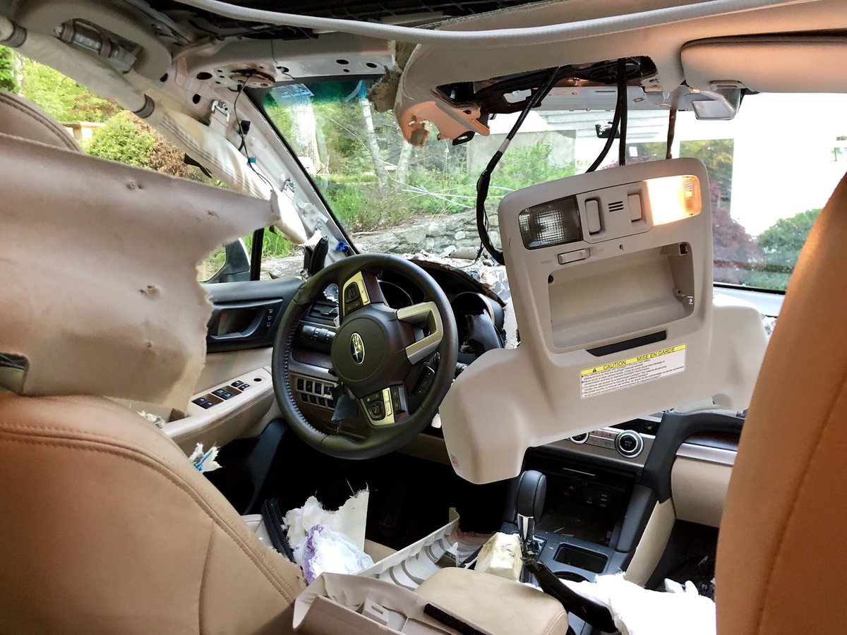 Linda Morad said she was housesitting Friday night for a friend who was on vacation when she saw the lights of her car going off and she called 911. She did not see the culprit through the tinted glass and told police what she heard. Officers showed up in minutes.