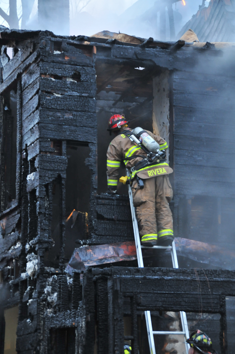 Official: fireworks to blame for house fire in stamford Stamford Christmas Day Fire – NBC Connecticut
