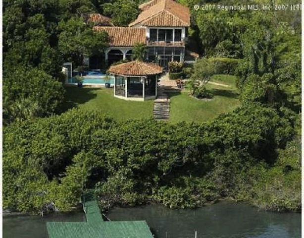 Burt Reynolds Fireplace