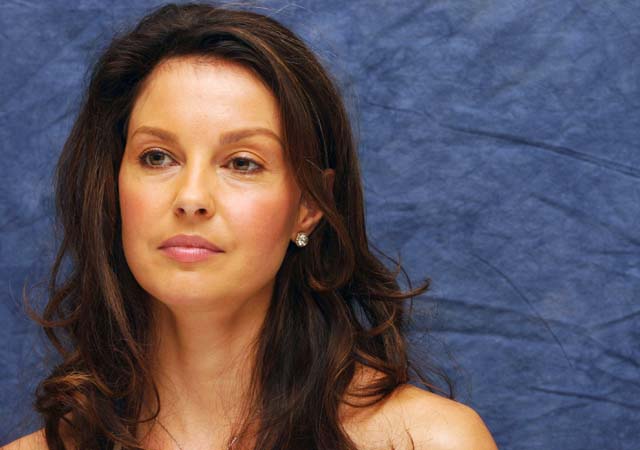 CELEB BREAK Ashley Judd