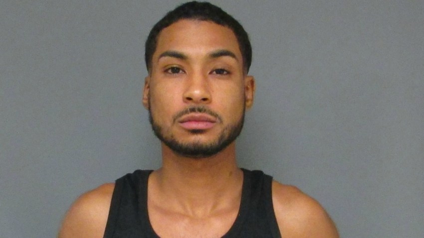 Carlos Lopez mug shot 8-4-16