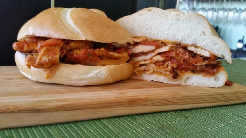 Chicken Tomato Sandwich metro Bis