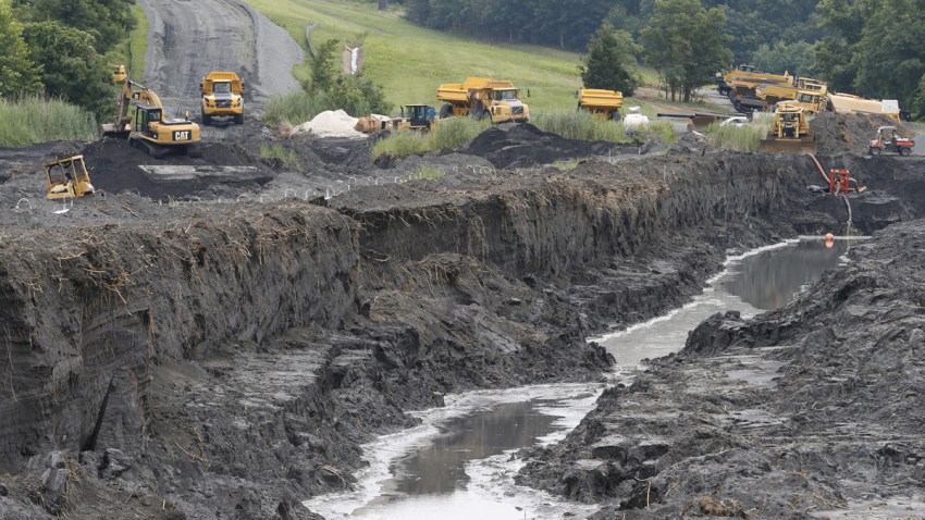 Coal-Ash-Pollution