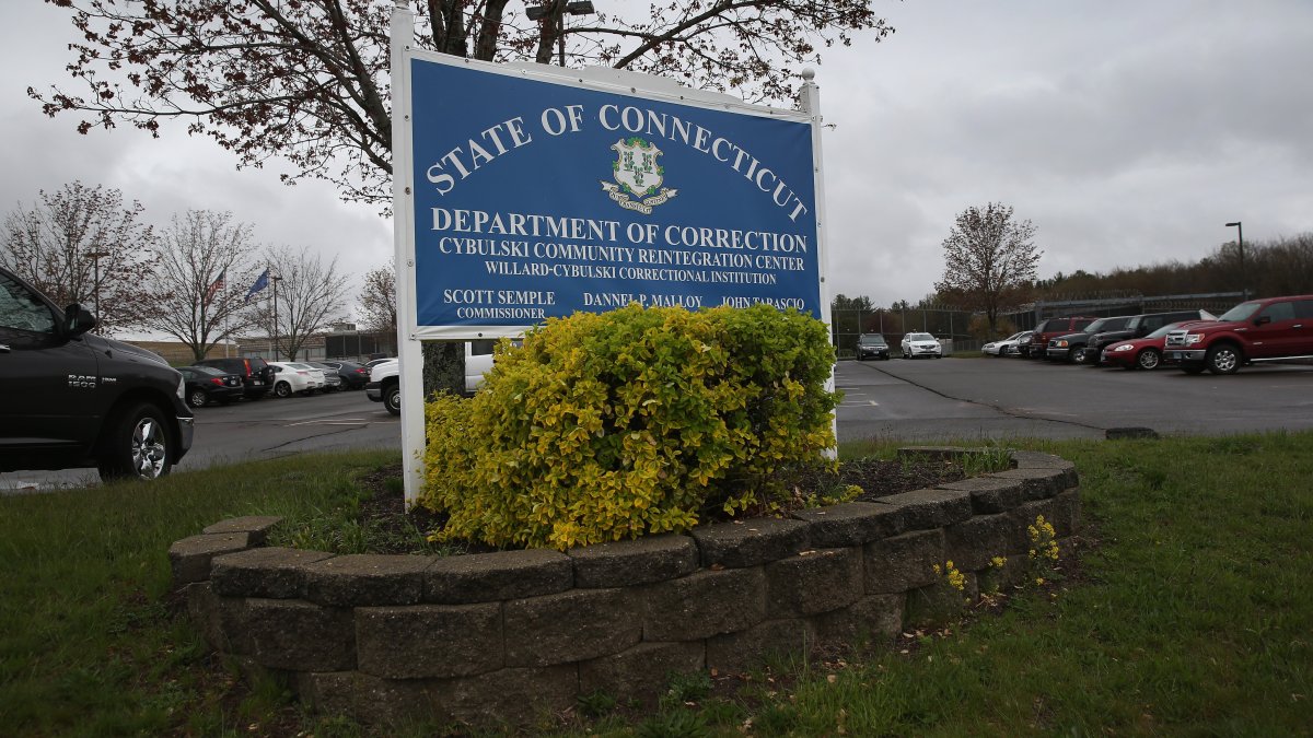 Connecticut Inmate Dies of Covid19 Correction Officials NBC Connecticut