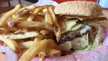 Goldburger-with-fries
