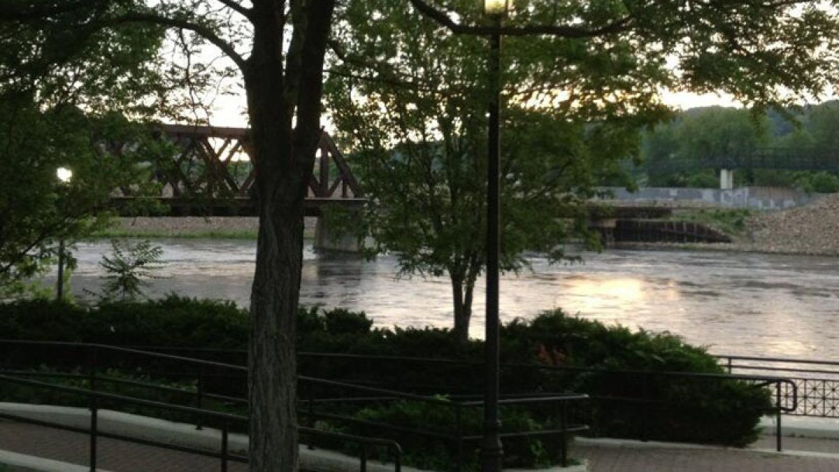 People urged to steer clear of Housatonic River due to high water flow levels - Vimarsana News