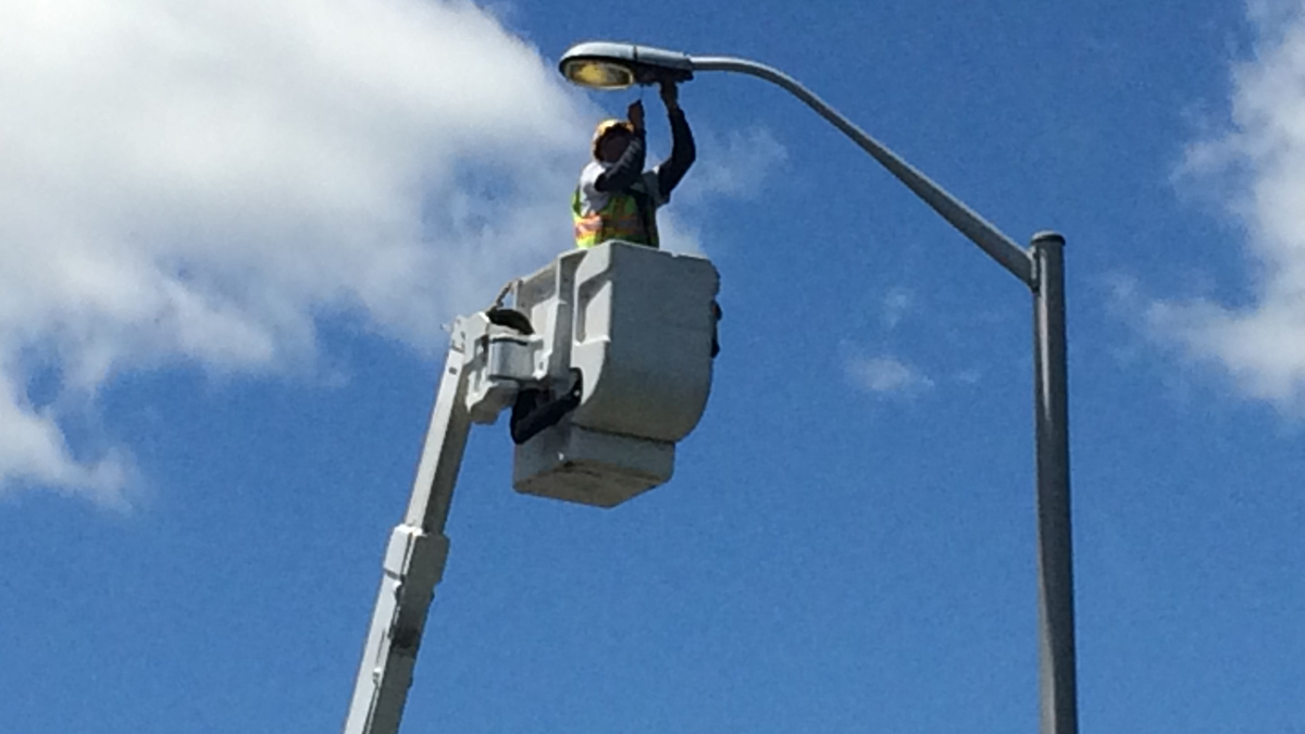 Connecticut DOT Switching to LED Street Lights NBC Connecticut