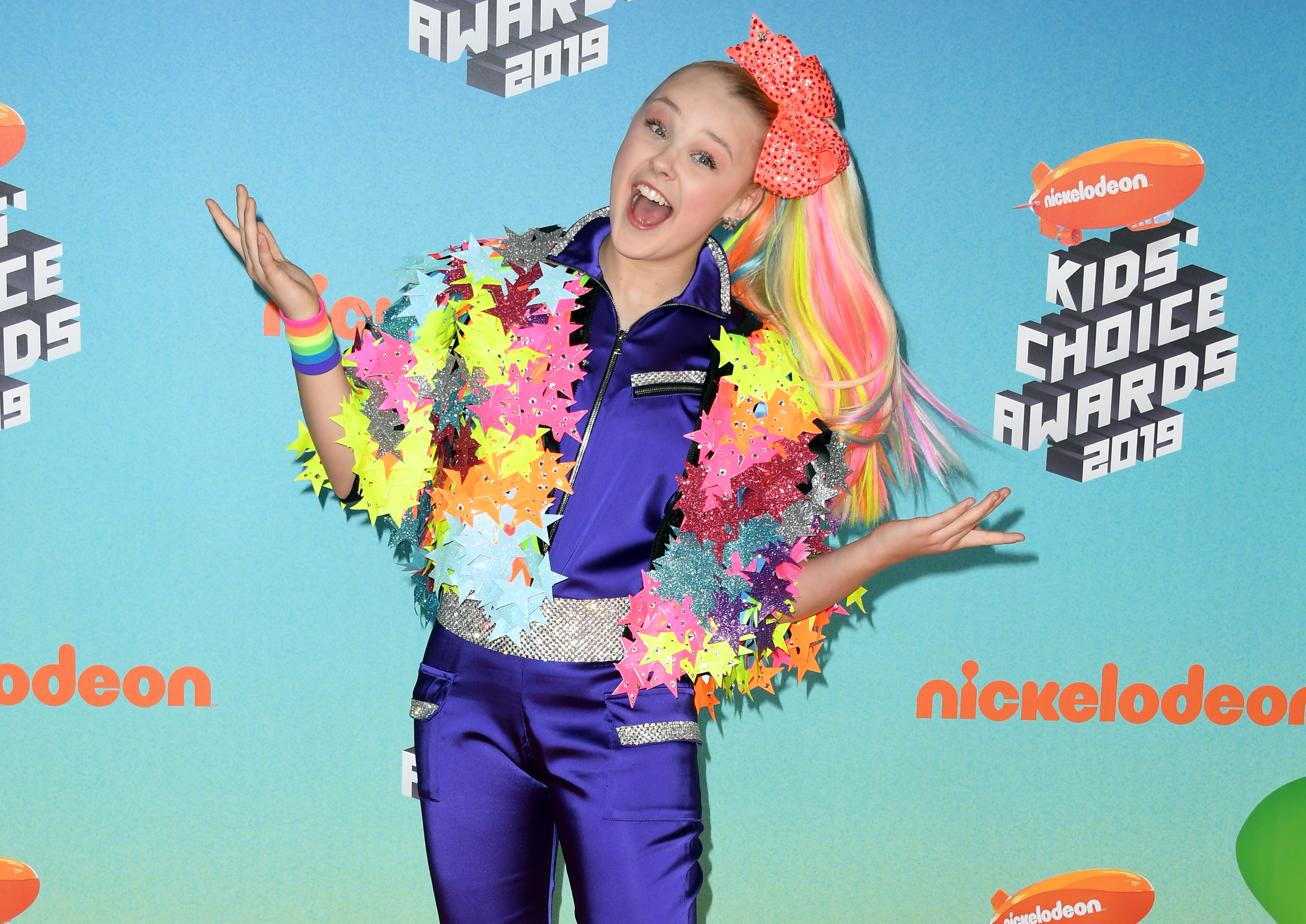 How JoJo Siwa Is Helping Fans Celebrate Their Sexuality