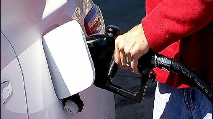 KNSD_Feeling_Gas_Price_Crunch_022712_79_mezzn_722x406_2202874370