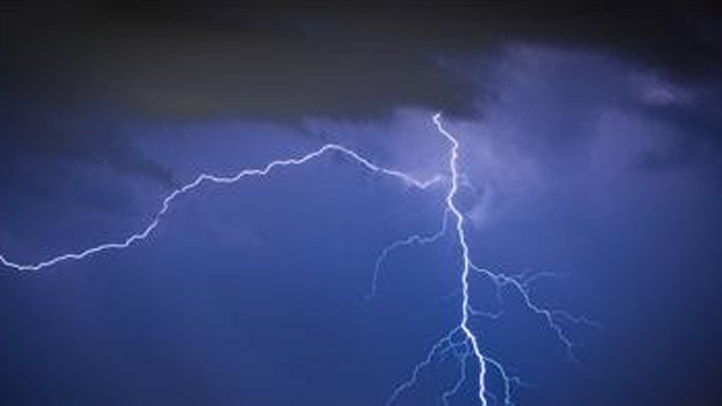 Lightning-Generic1