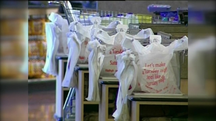 MIDW_VO_PLASTIC_BAG_BAN_KNSD2P4T_722x406_55868483896