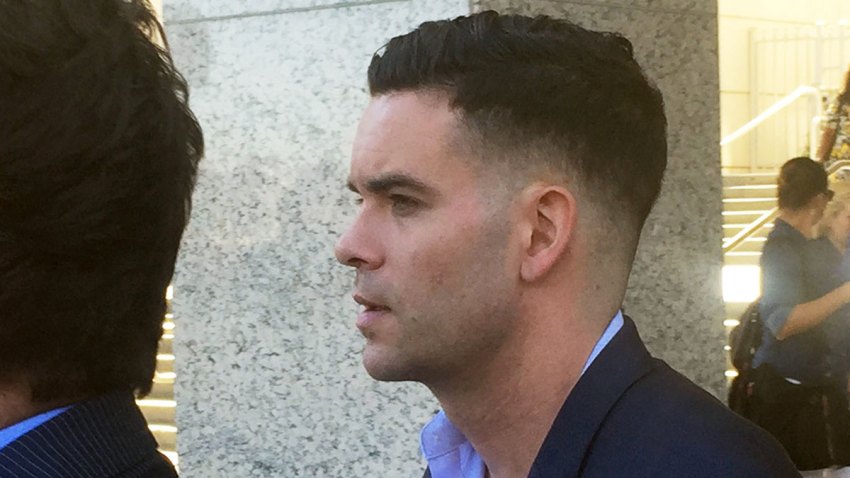 CORRECTION People-Mark Salling