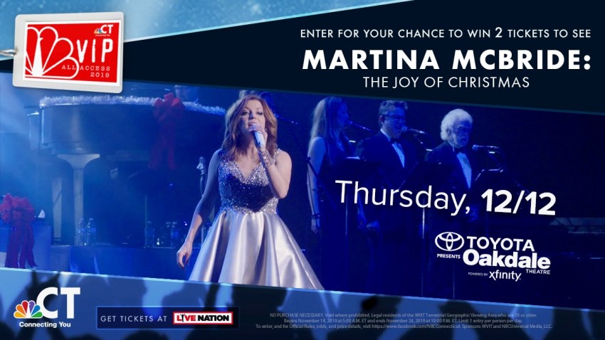 MartinaMcBride christmas 2019