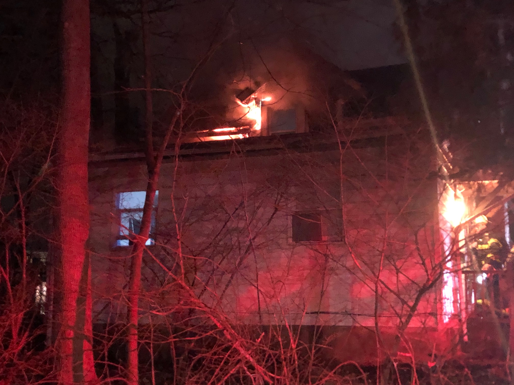Firefighter Injured During House Fire in New Haven – NBC Connecticut