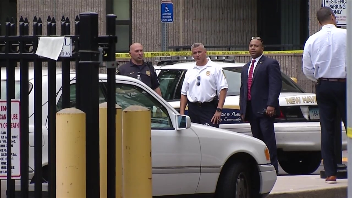 State’s Attorney Rules New Haven Officer Who Shot Man Armed With Knife ...